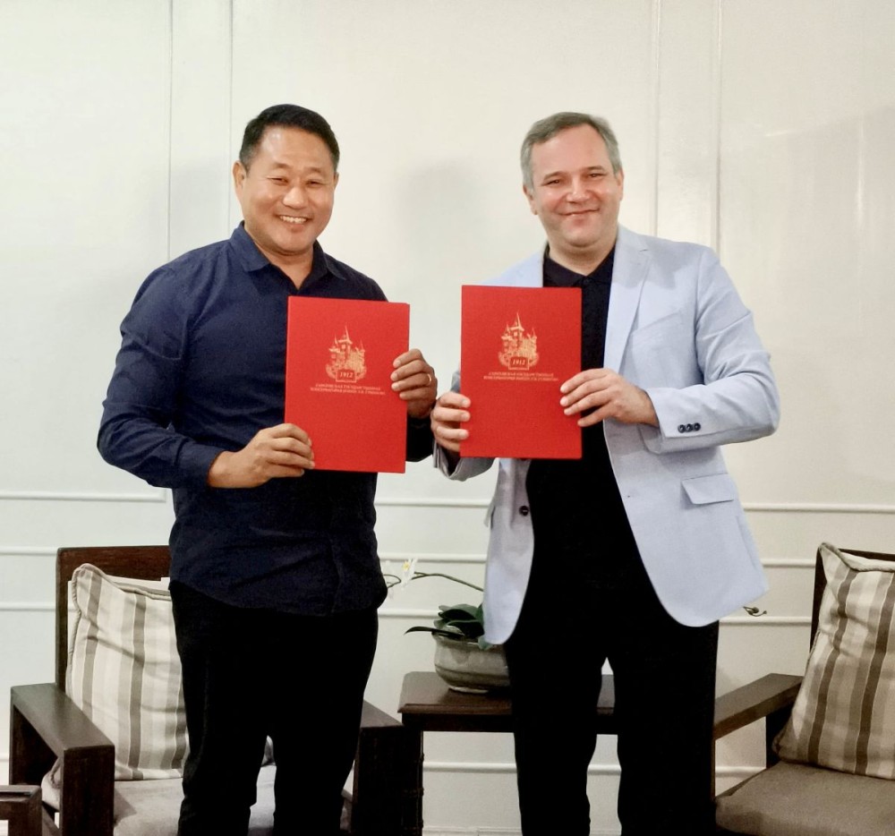 Officials from Saratov State Conservatory, Russian Federation and Nagaland Conservatory of Music, India during the signing of the MoU.